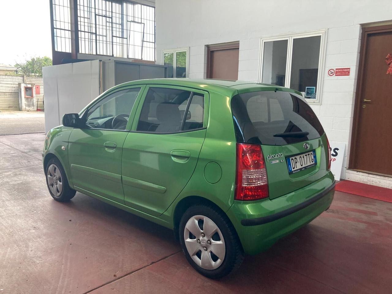 Kia Picanto 1.1 12v spicy neopatentati 74.000 KM!