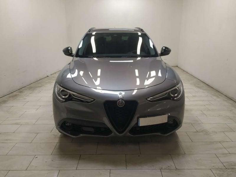 Alfa Romeo Stelvio 2.2 t Business Q4 190cv auto my19