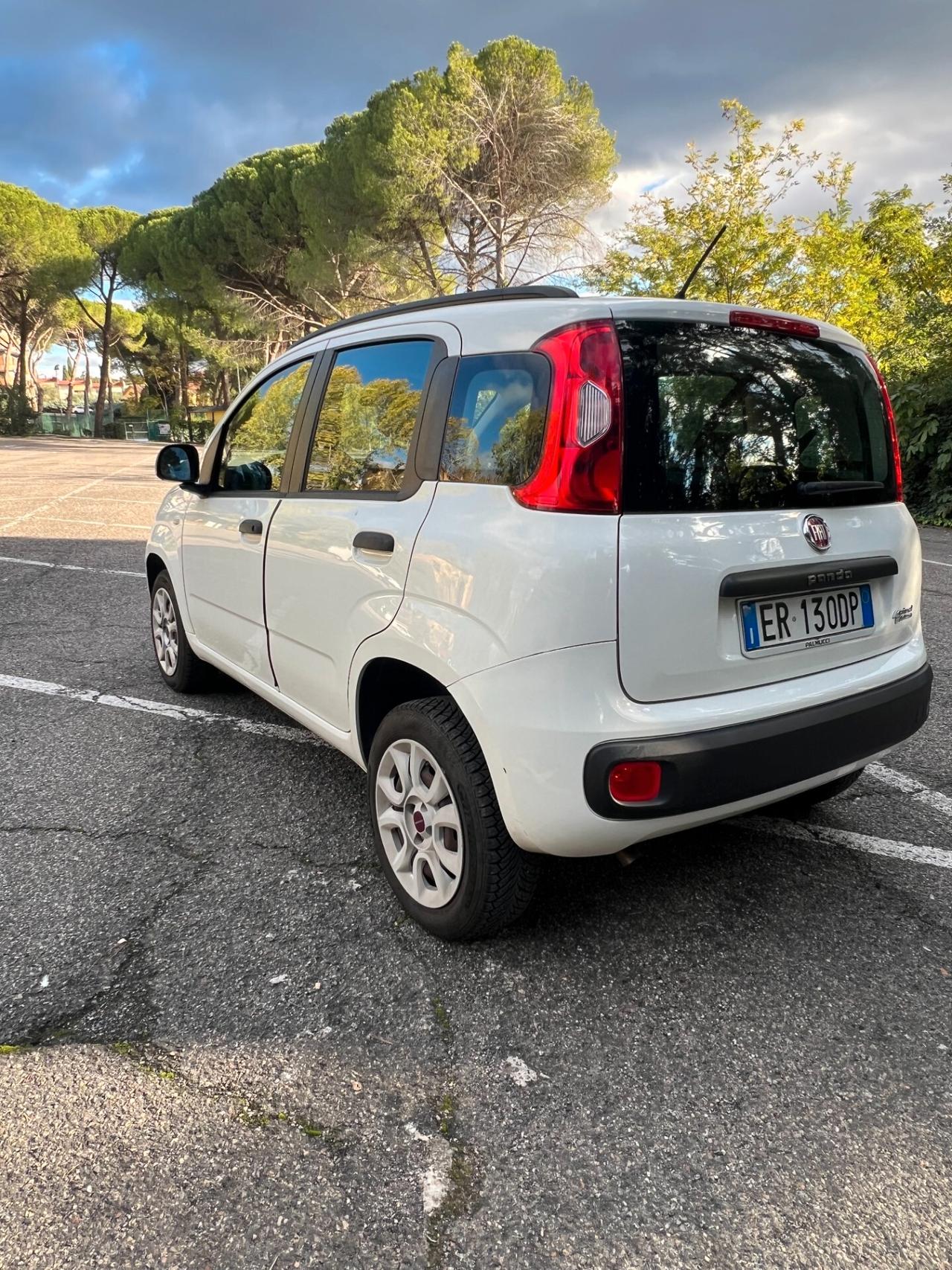ADATTA PER NEOPATENTATI Fiat Panda 0.9 TwinAir Turbo Natural Power Lounge