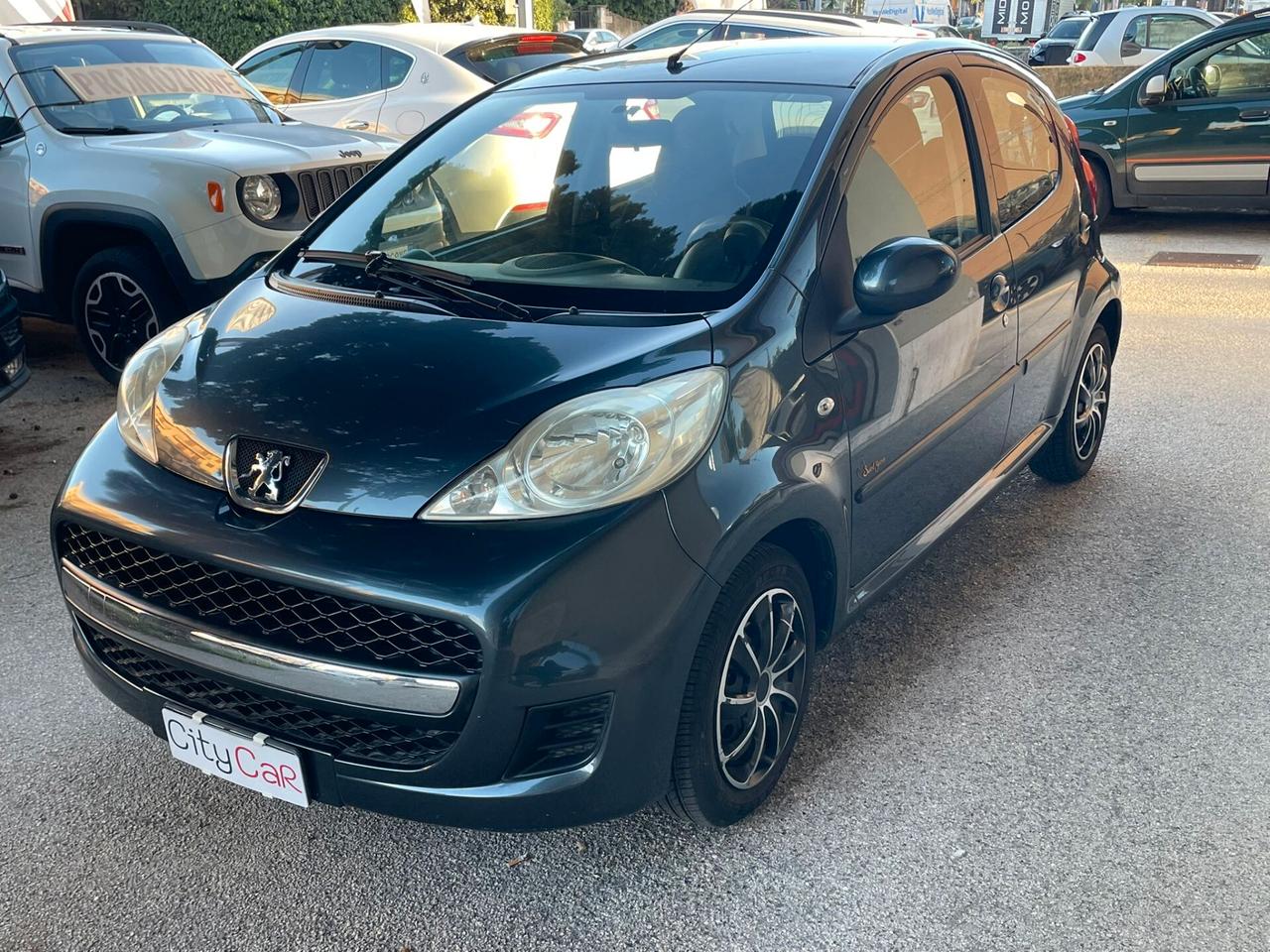 Peugeot 107 1.0 68CV 5p. Sweet Years