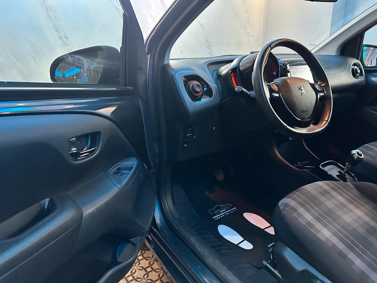 Peugeot 108 VTi 72 ETG 5 porte Allure TOP!