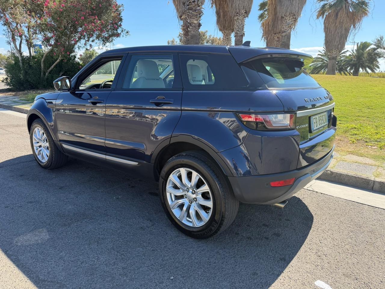 Range Evoque 2.0 Diesel- Anche Permuta- Tagliandata