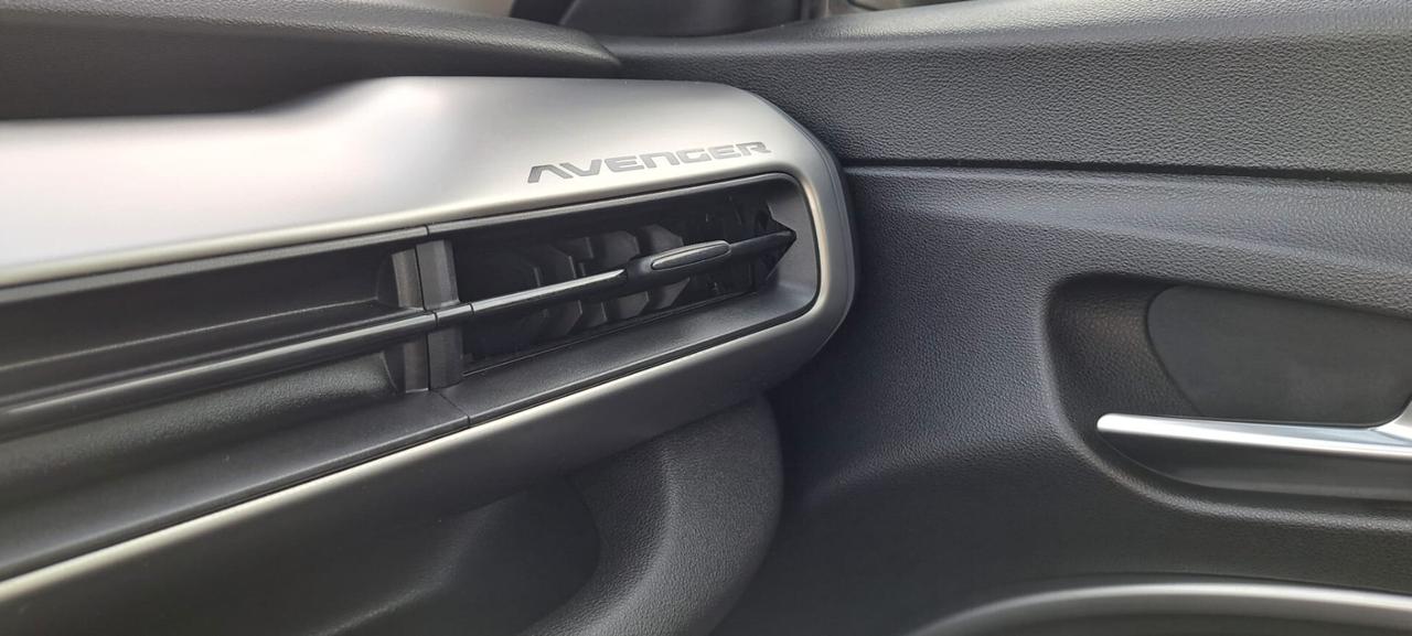 Jeep Avenger 1.2 Turbo 100 CV Summit