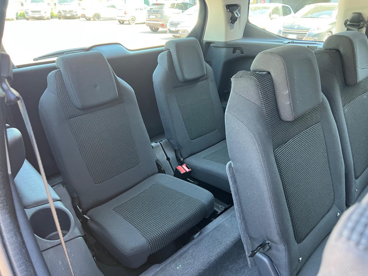 Peugeot 5008 BlueHDi 120 S&S Active