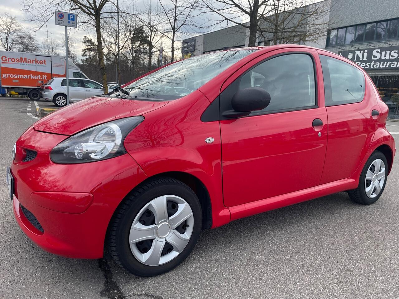 Toyota Aygo 1.0 12V VVT-i 5 porte *Neopatentati*Solo 60000km*
