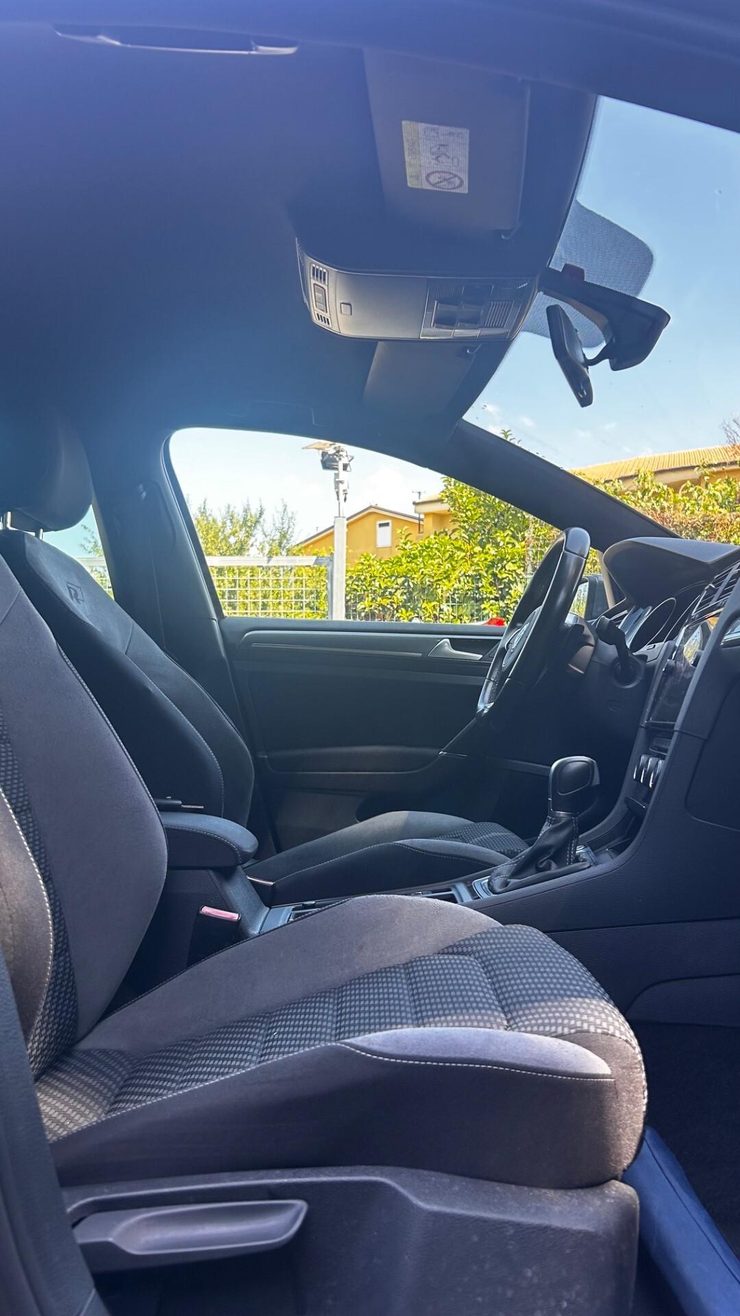 Volkswagen Golf R-Line 1.6 TDI 115CV DSG 5p. Business BlueMotion Technology
