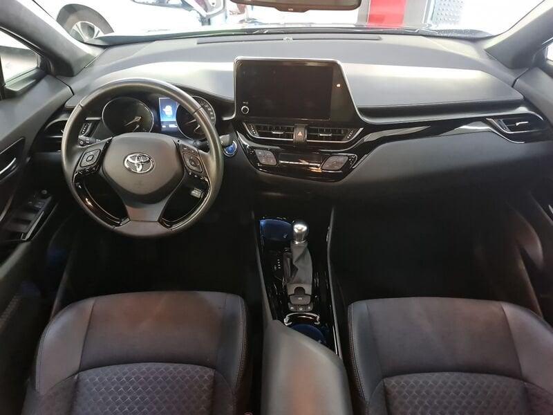 Toyota C-HR 2.0 Hybrid E-CVT Trend
