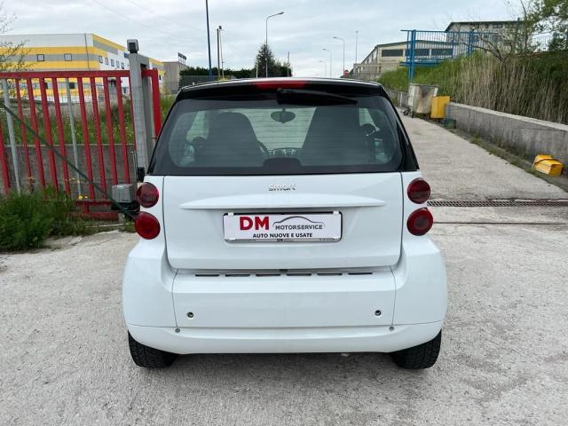 SMART - Fortwo - 52 kW MHD coupé White Tailor Made