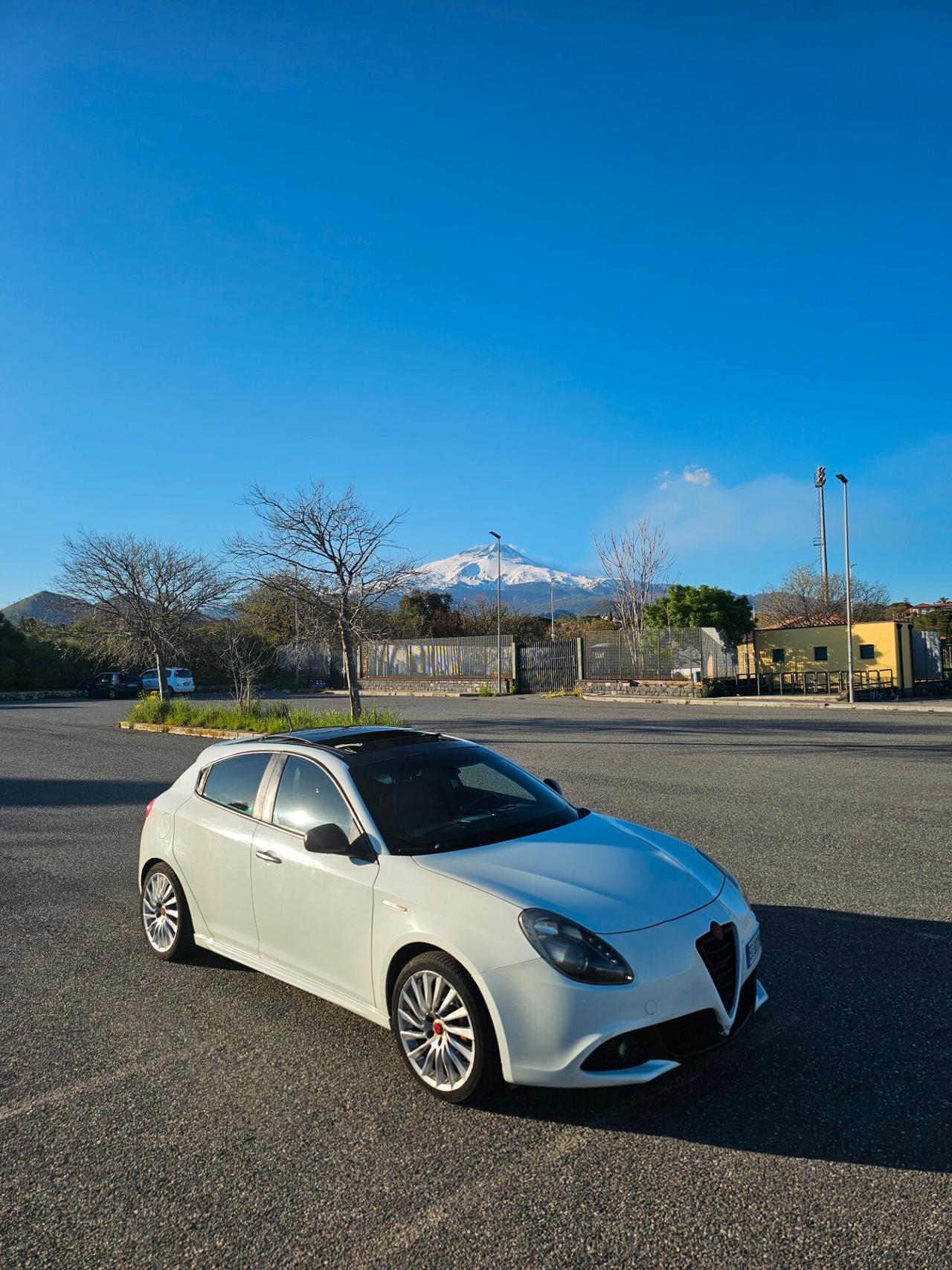 Alfa Romeo Giulietta 1.4 Turbo benzina/GPL tetto apribile