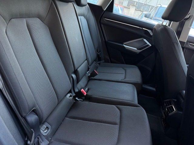 AUDI Q3 35 TDI S tronic