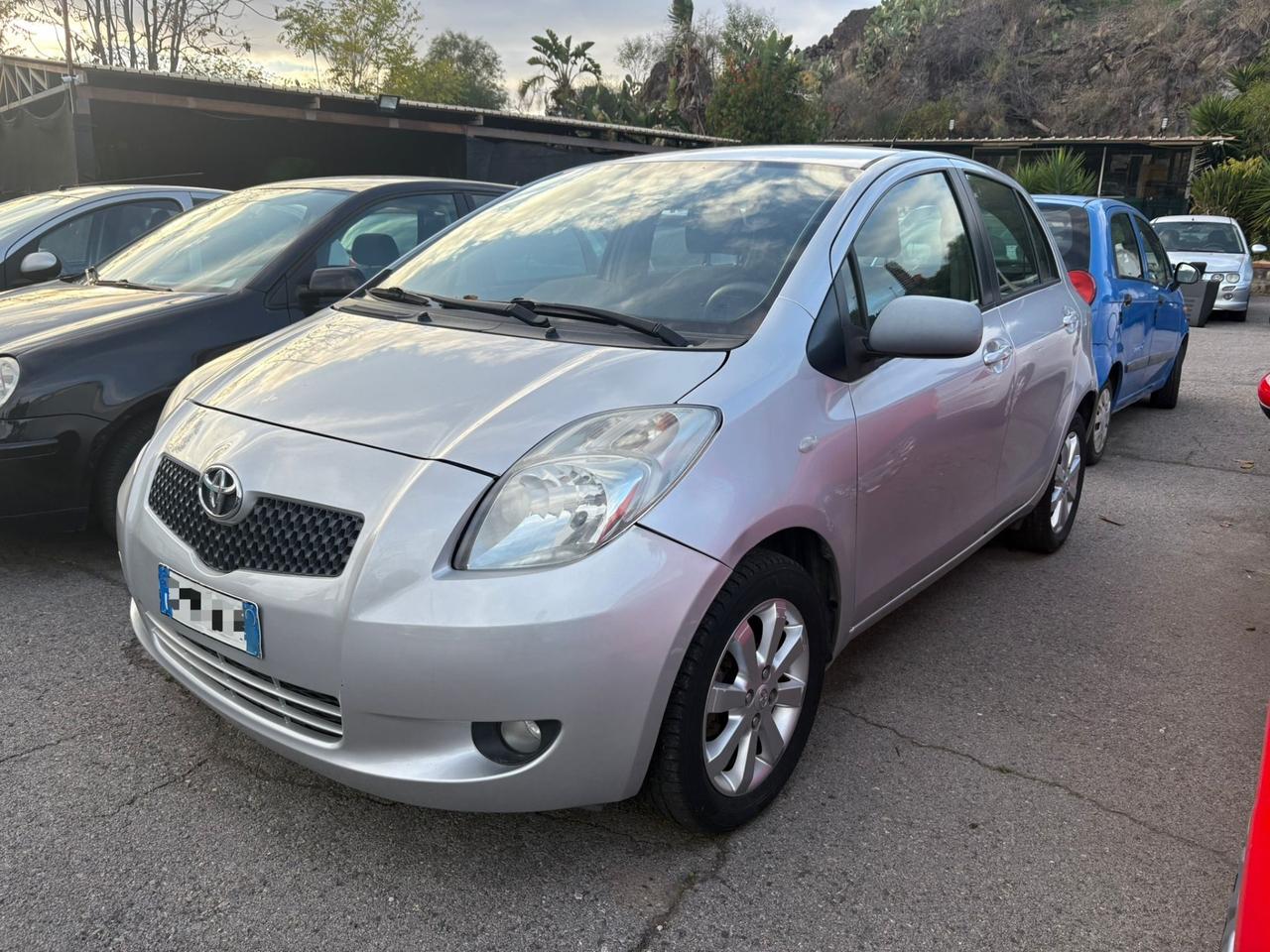 Toyota Yaris 1.3 5 porte Sol