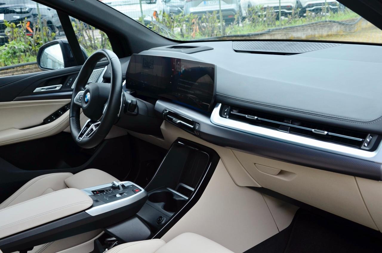 BMW 218d ACTIVE TOURER MSPORT 150cv AUTO, GARANZIA BMW 4/27, SERVICE BMW, UFF ITALIANA, EURO 6D, HARMAN & KARDON, FULL LED, RETROCAMERA, 19", PERMUTE