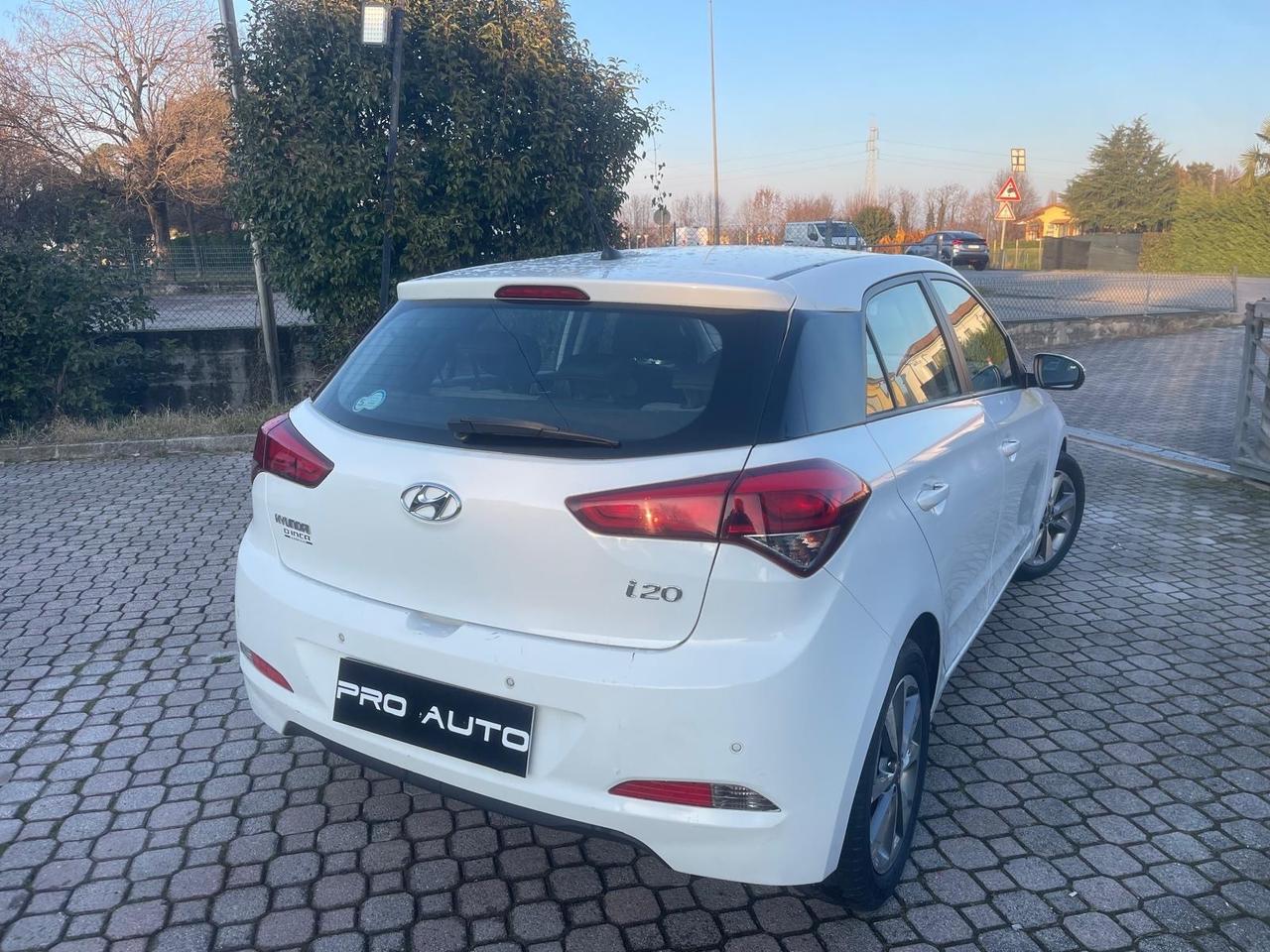 Hyundai i20 1.4 CRDi 5p. Active Login