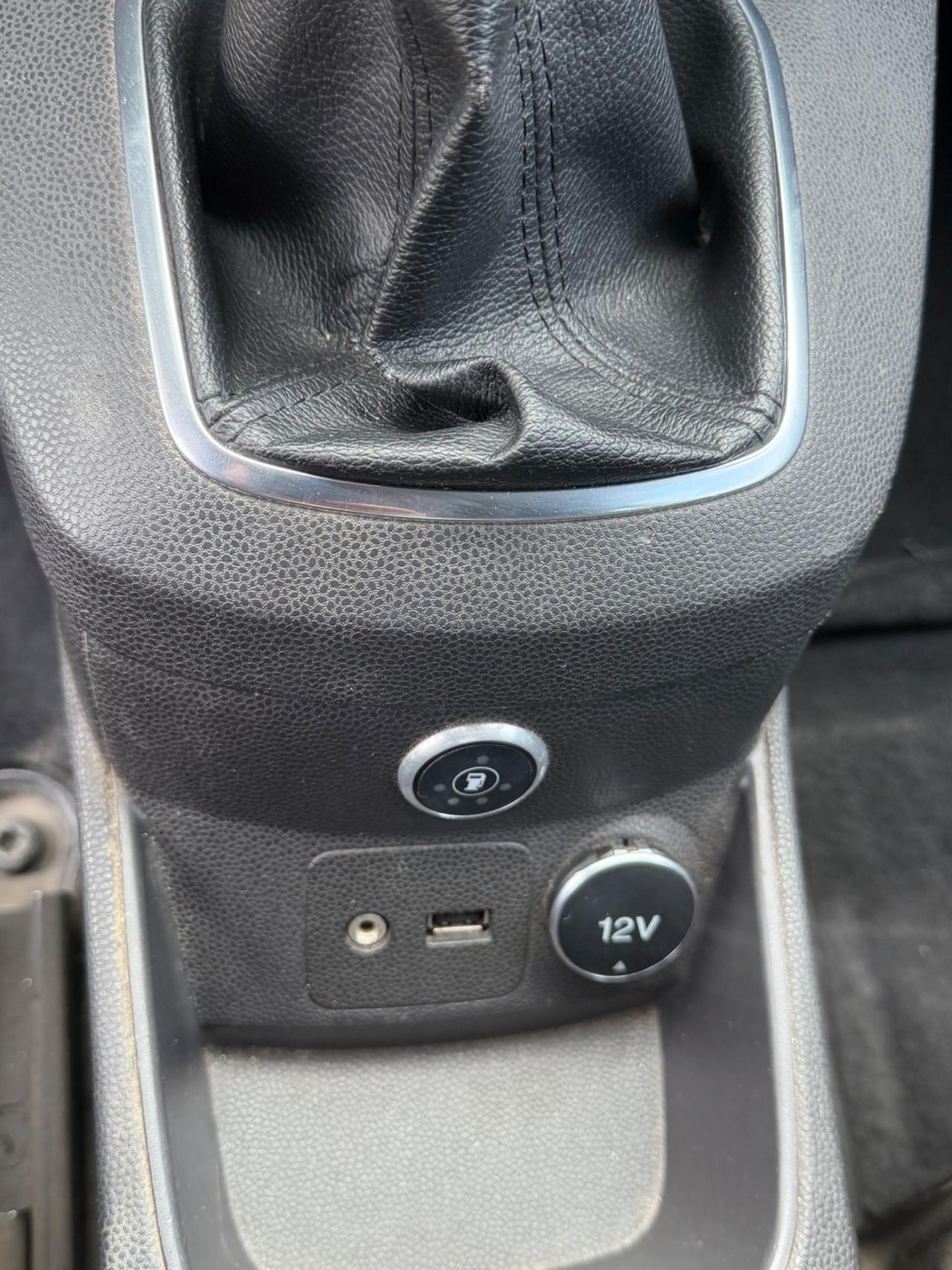 Ford Fiesta 1.4 3p. Bz.- GPL Titanium