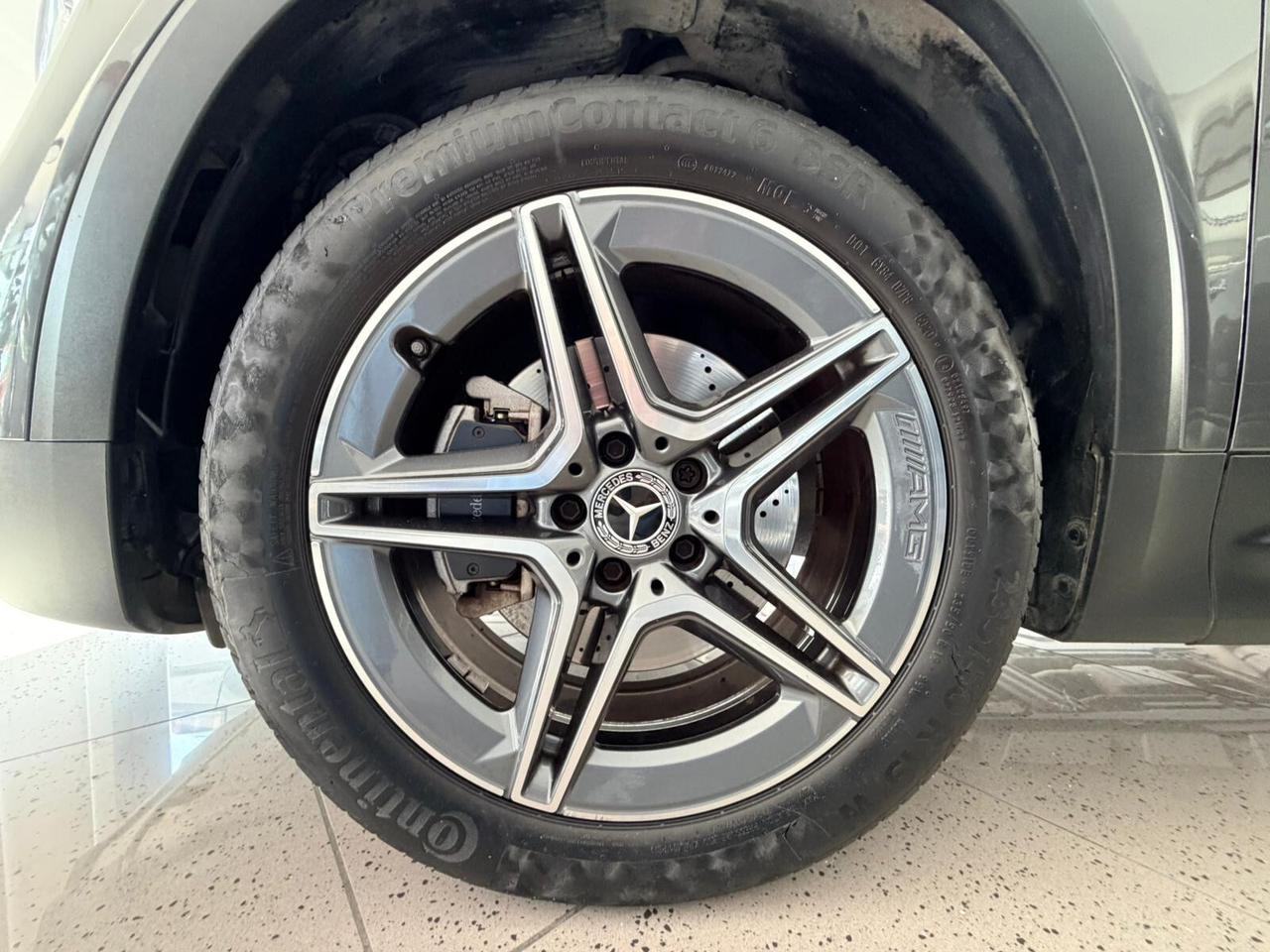 MERCEDES-BENZ GLB 200 D PREMIUM AMG