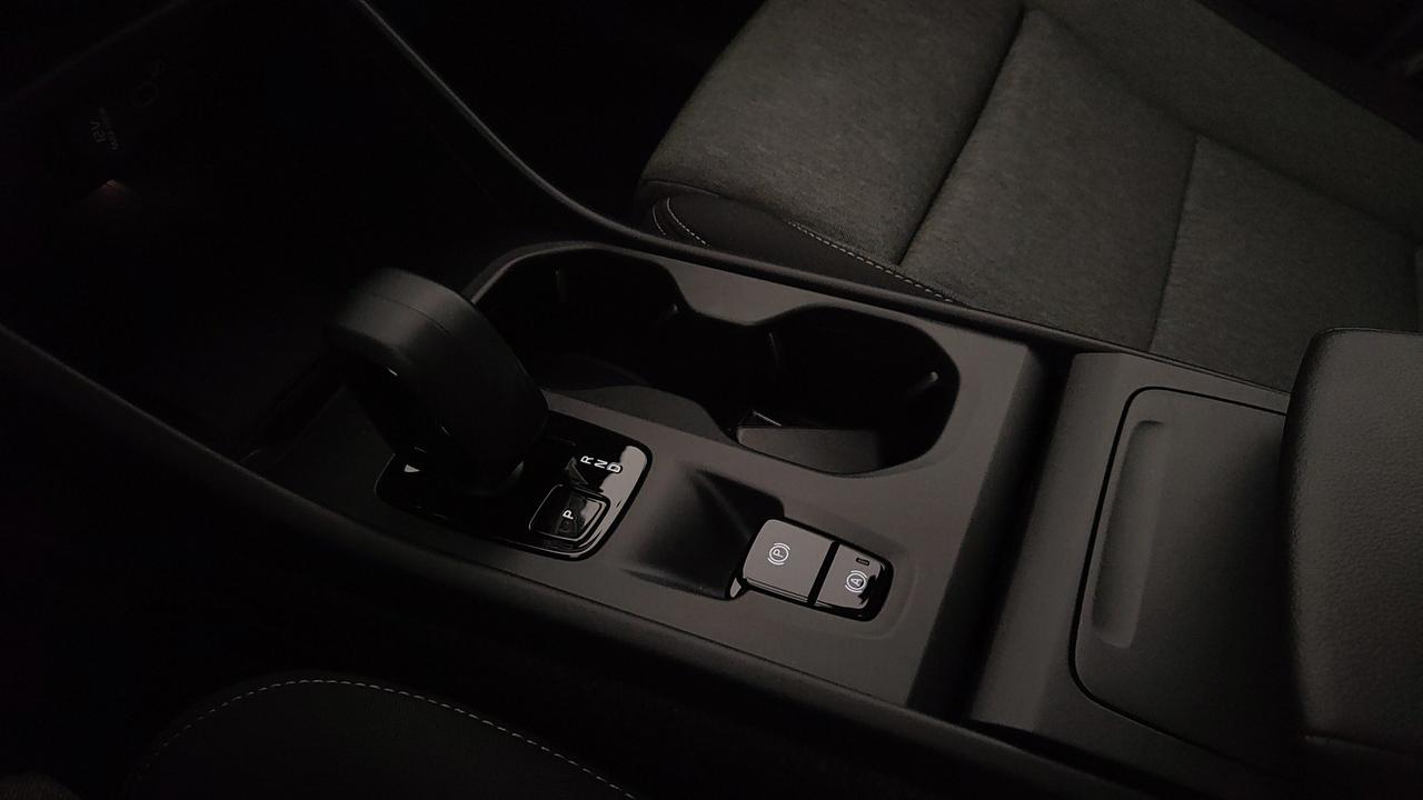 VOLVO XC40 2.0 b3 Core auto