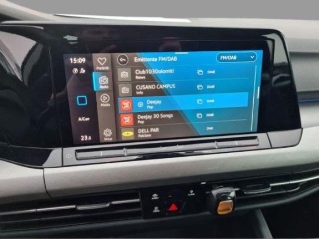 VOLKSWAGEN Golf Variant 2.0 TDI Life DSG Fari LED, App-Connect, ACC KM CER