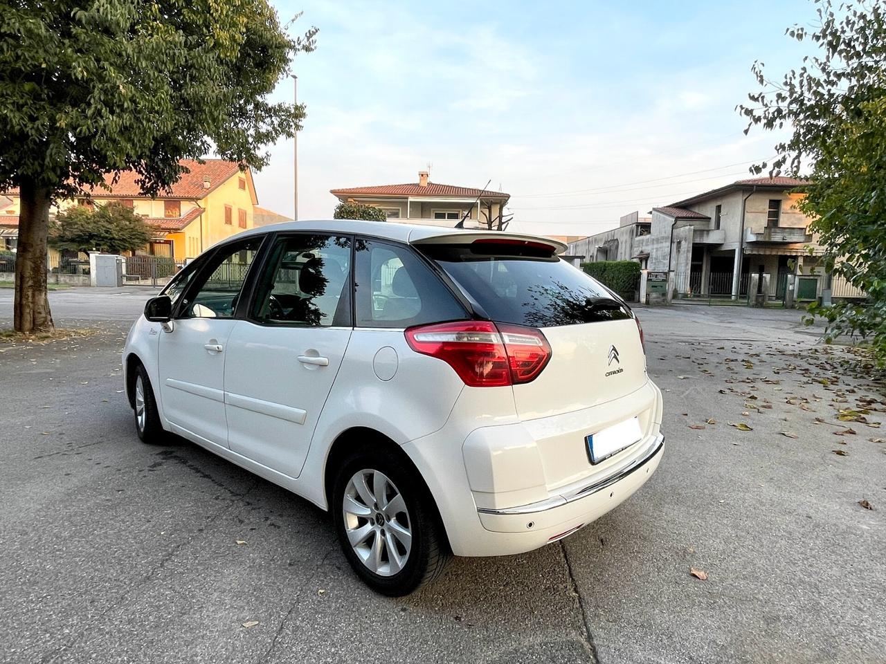 Citroen C4 Picasso 1.6 HDi 110 FAP Exclusive per Neopatentati