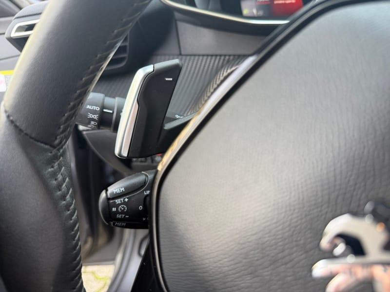 PEUGEOT 208 PURETECH 100 STOP&START EA