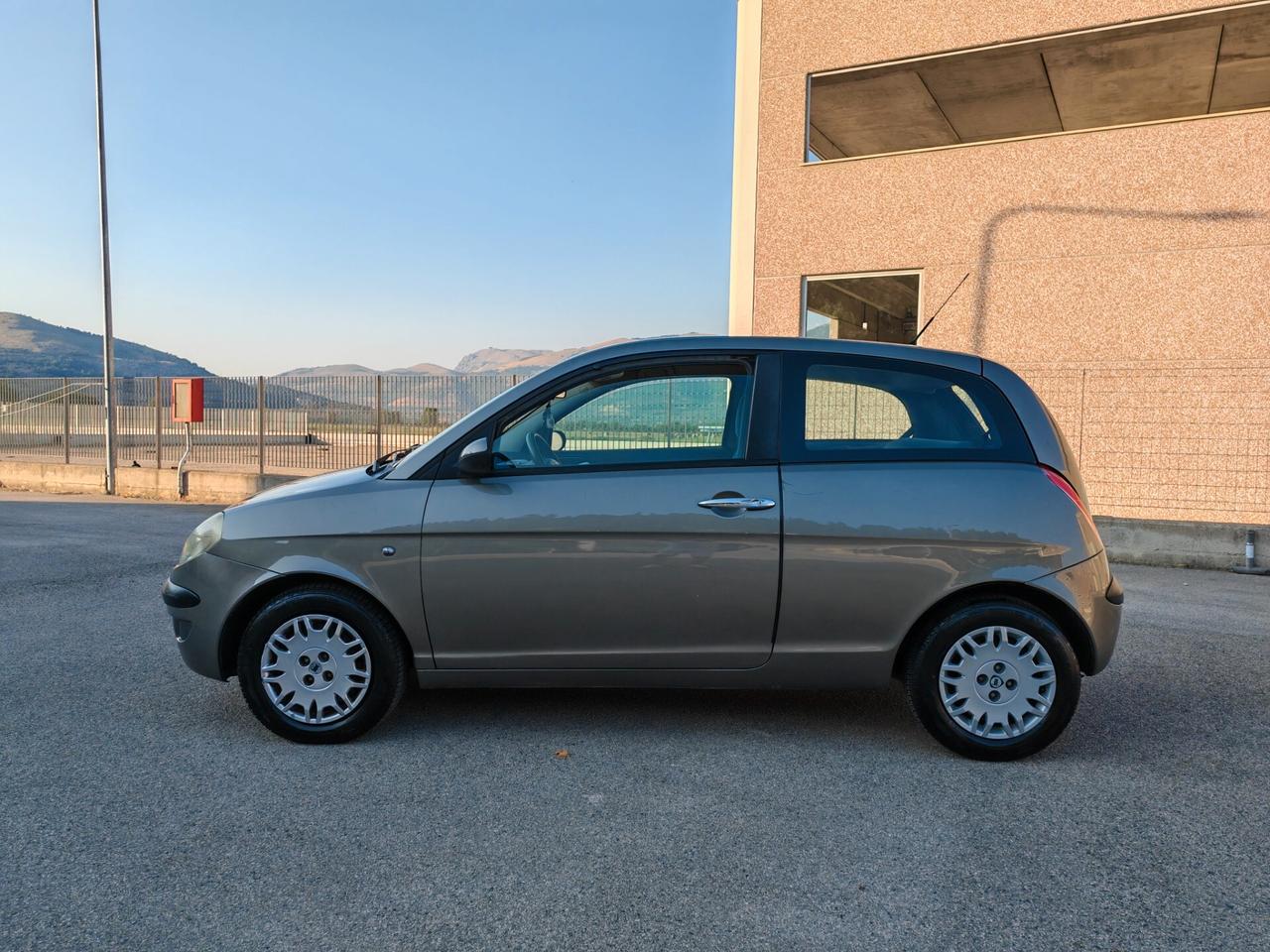 Lancia Ypsilon 1.3 Multijet 16V Platino
