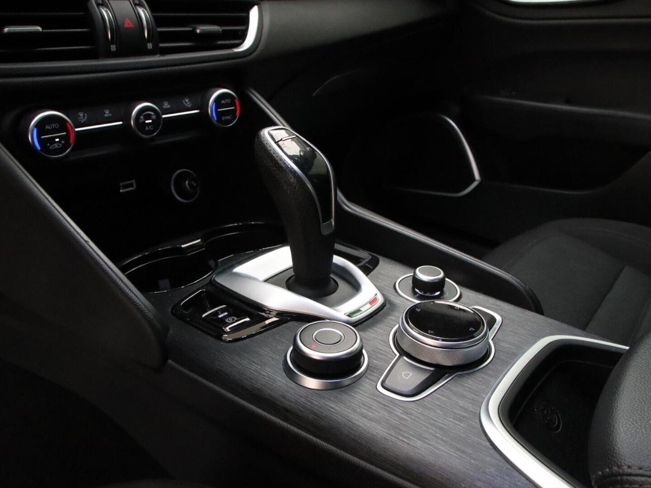 ALFA ROMEO GIULIA 2021 2.2 t 160cv auto IVA ESPOSTA