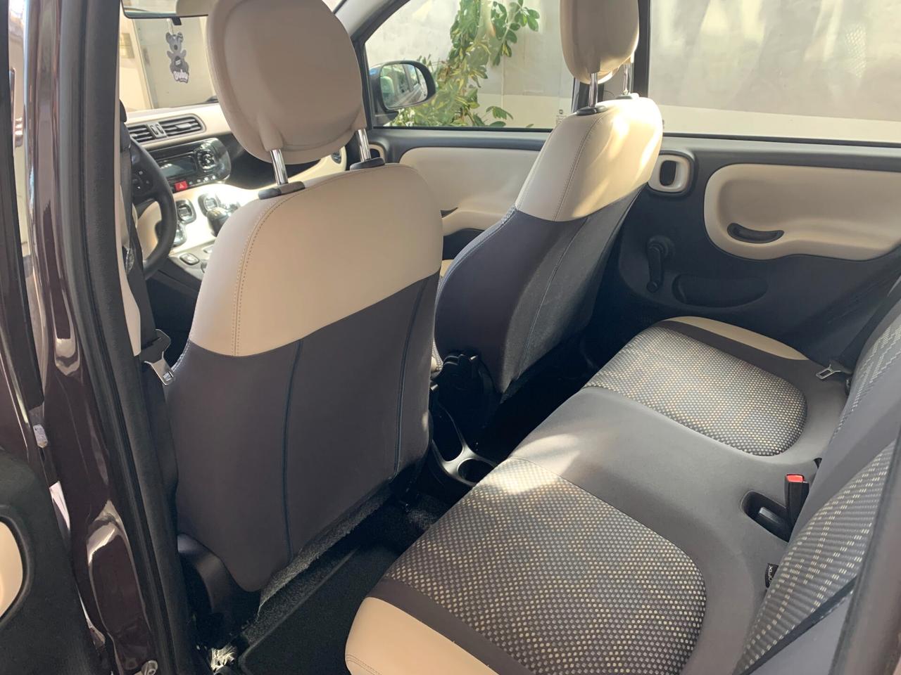 Fiat Panda 0.9 TwinAir Turbo Natural Power Lounge