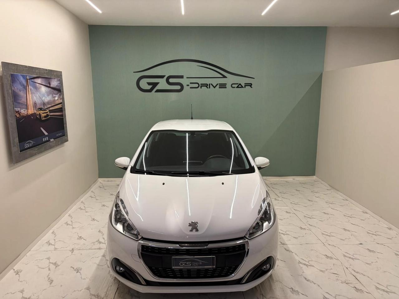 Peugeot 208 1200cc 82cv allestimento Active