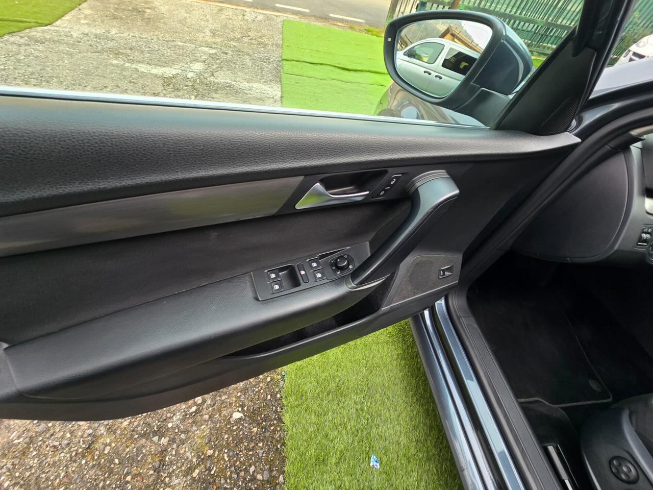 VW Passat Var. 1.6 TDI 105CV GARANZIA 12 MESI-2013