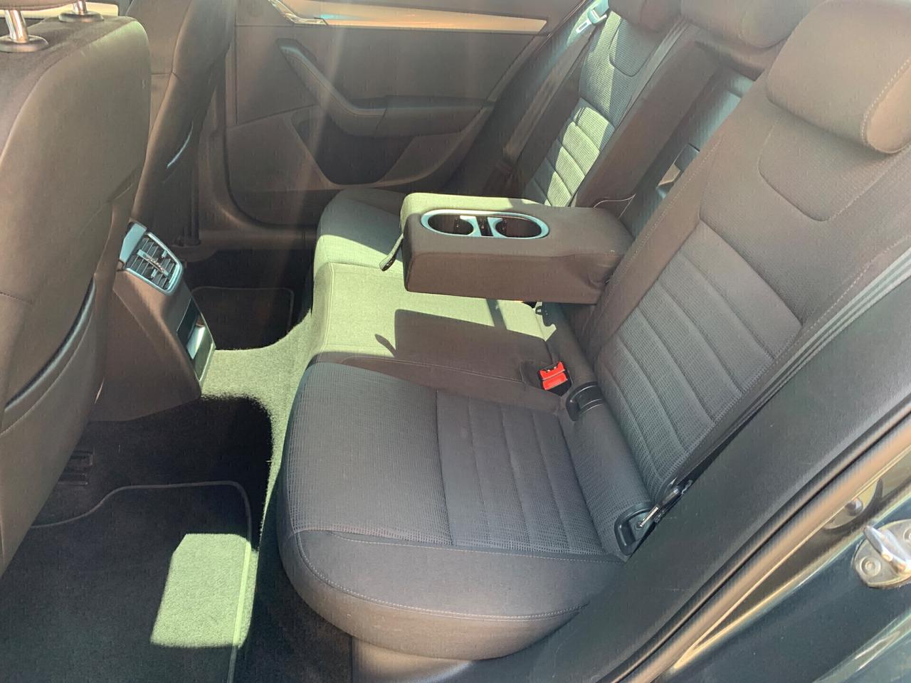 Skoda Octavia 1.6 TDI 105 CV DSG