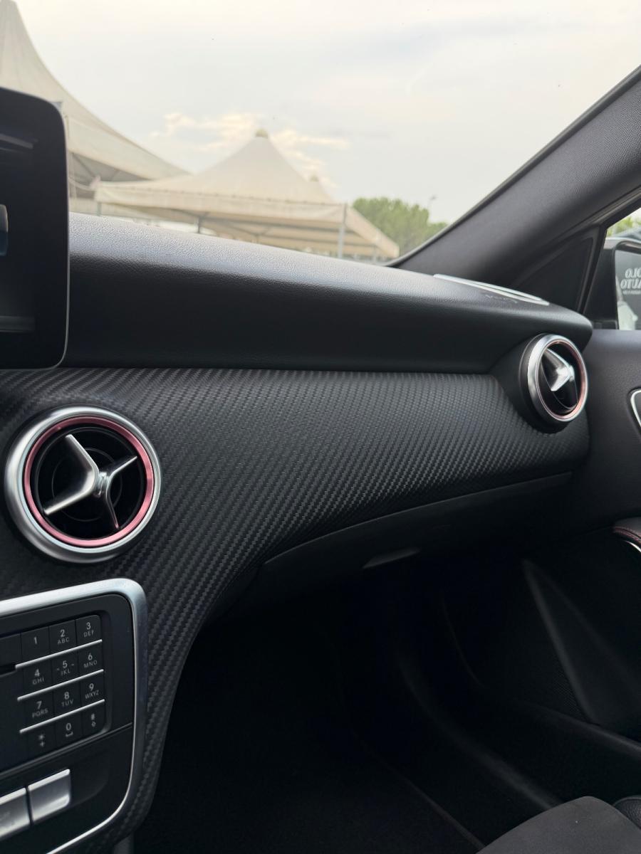 MERCEDES - Classe A - A 180 d Premium