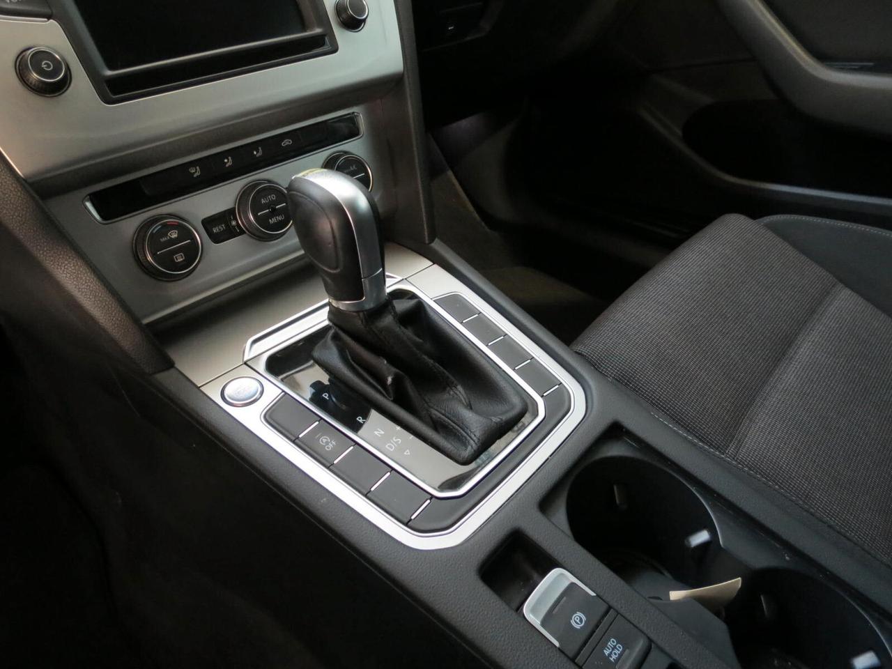 Volkswagen Passat Variant 1.6 TDI 120 cv SCR DSG Business BMT