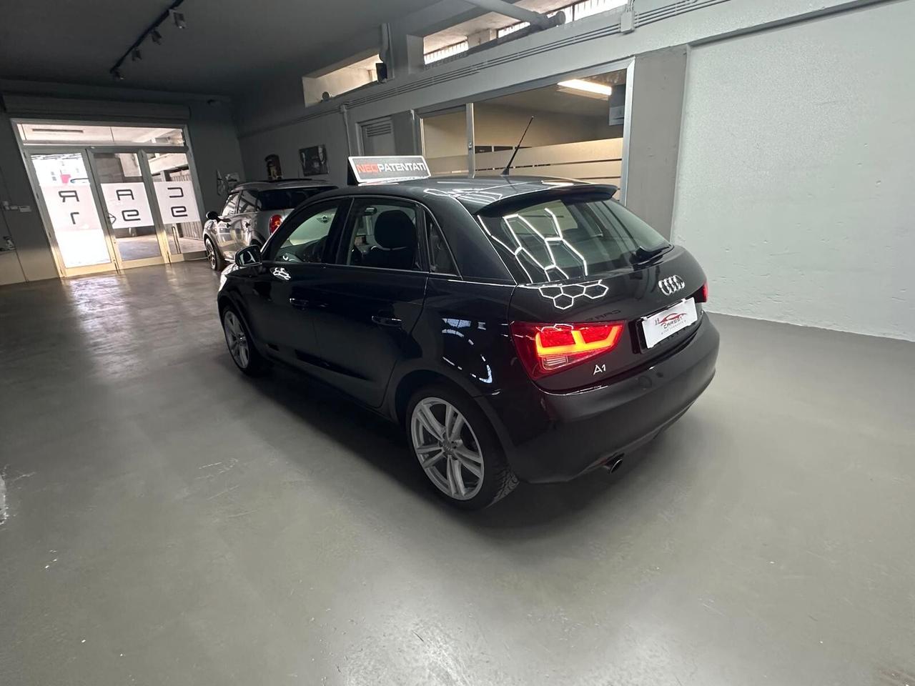 Audi A1 1.6 TDI S line edition plus