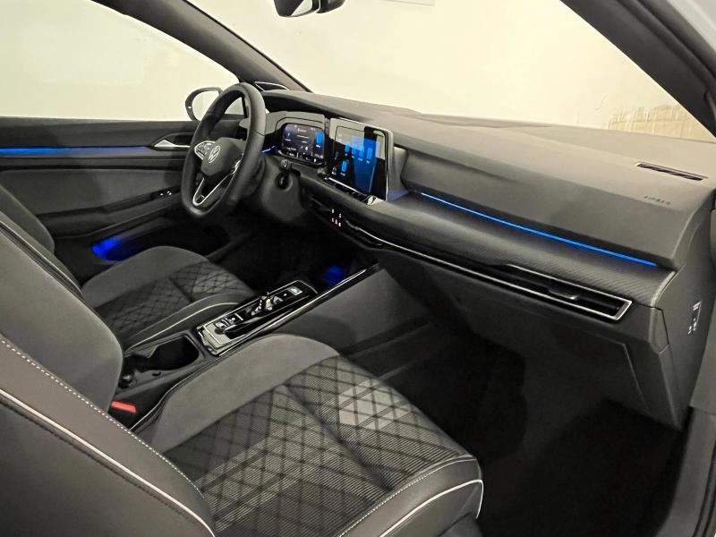 Volkswagen Golf 1.5 etsi R-Line 150cv dsg*SENZA VNCOLI
