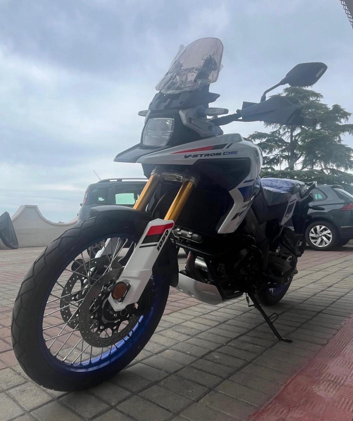 Suzuki V Strom DL 1050 DE