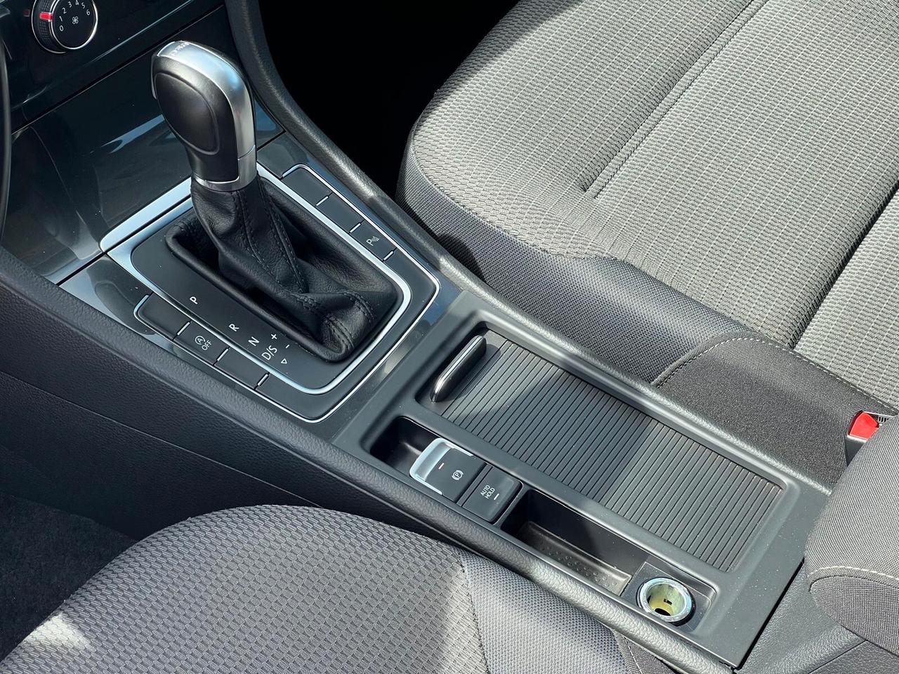 Volkswagen Golf Variant 1.6 TDI 115 CV DSG Executive BlueMotion Tech.