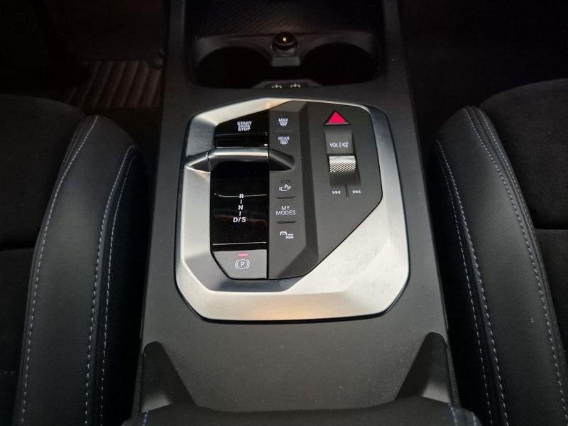 BMW Serie 1 F70 120d 48V MSport Pro auto