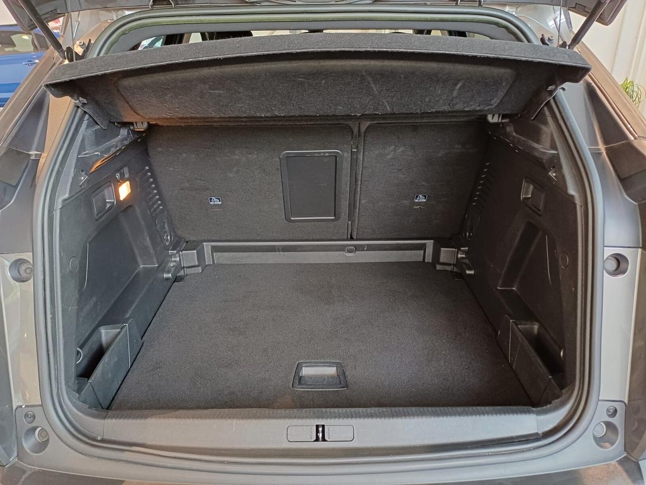 Peugeot 3008 BlueHDi 130 S&S EAT8 Allure Pack