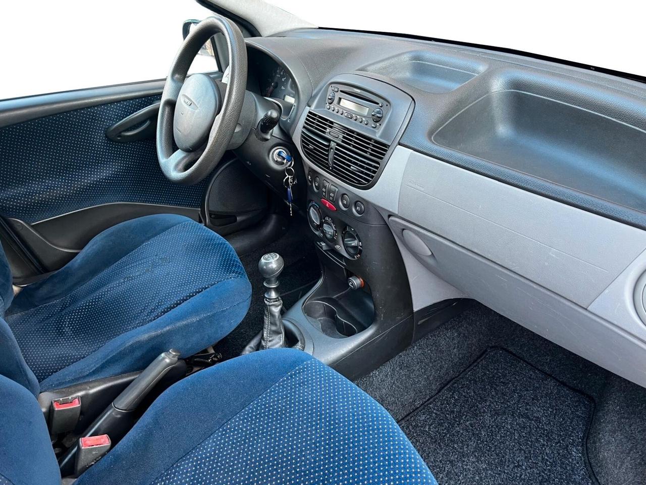 Fiat Punto 1.2i cat 5 porte ELX
