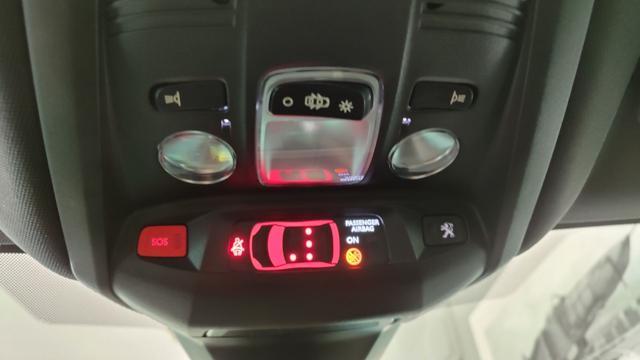 PEUGEOT 3008 1.5 BlueHDi 130 EAT8 Allure Pack *PREZZO REALE*