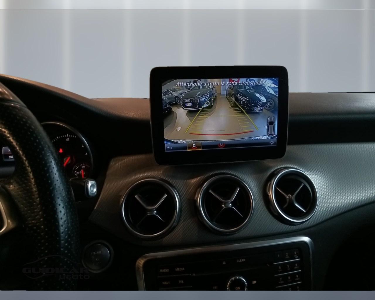 Mercedes-Benz GLA-X156 2017 - GLA 200 d Sport auto