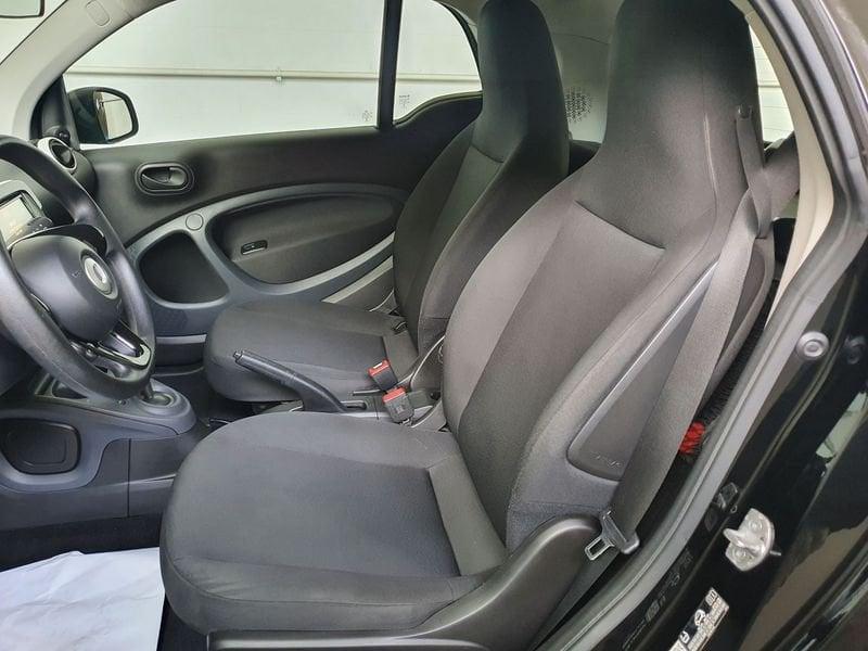 smart fortwo EQ Passion TUA 108,00 MESE