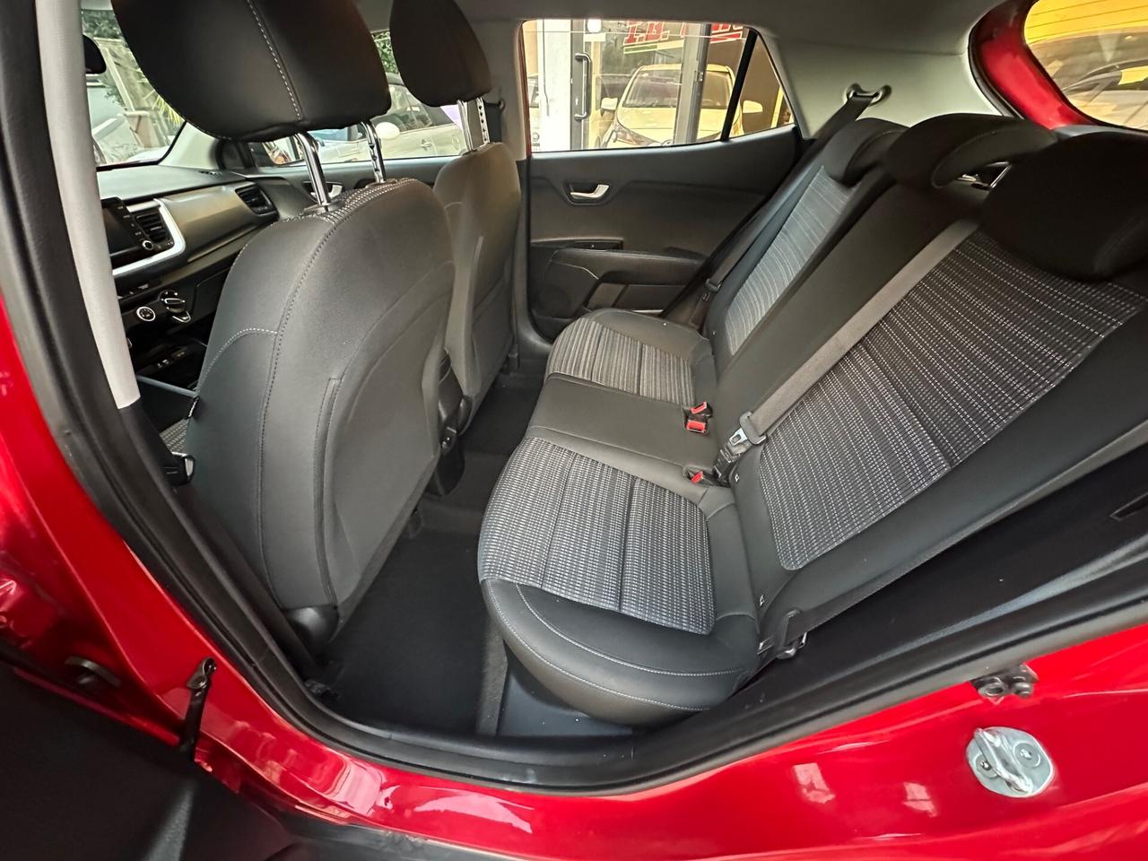 Kia Stonic 1.4 MPI 100 CV Urban