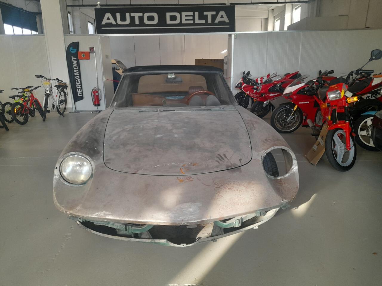 Alfa Romeo Spider 2.0 Veloce da restauro