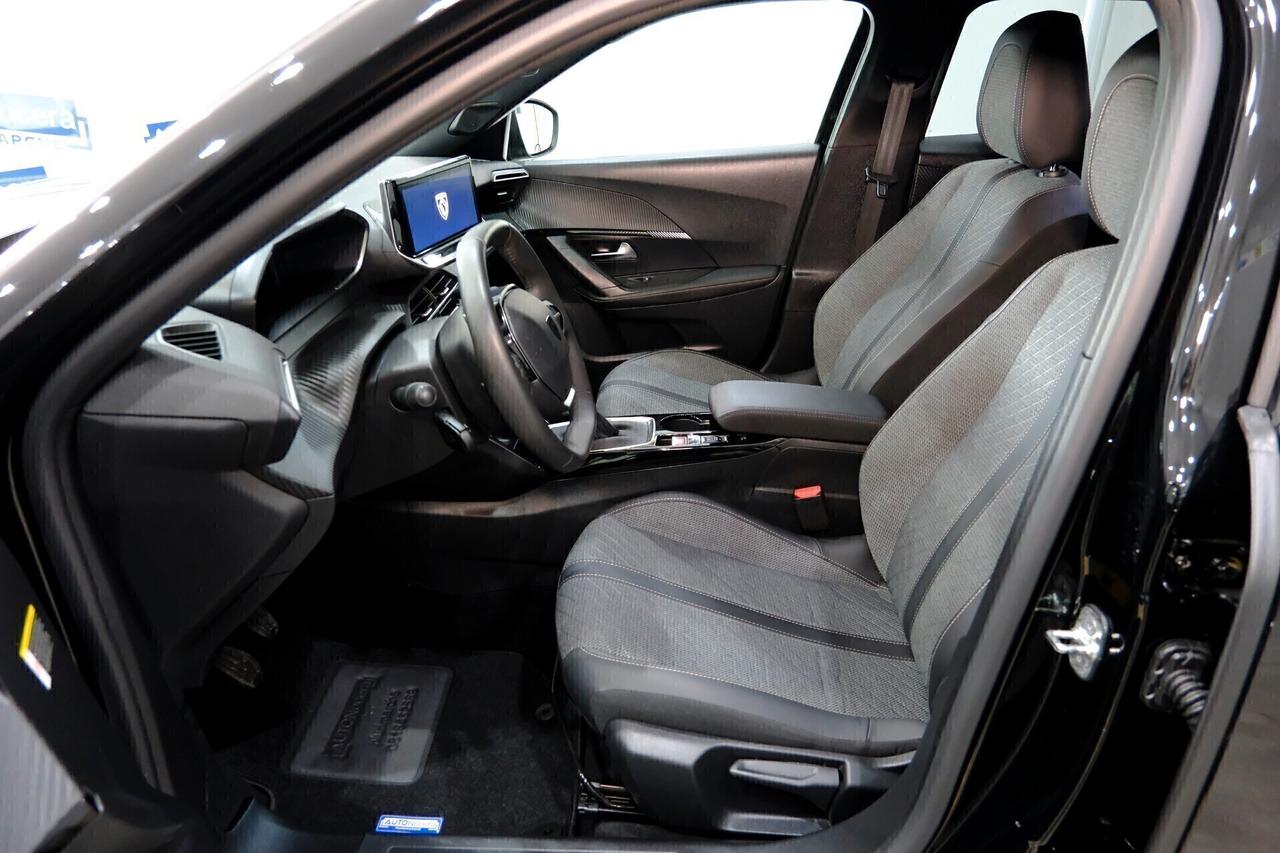 PEUGEOT 2008 1200 T 100cv ALLURE COCKPIT 3D