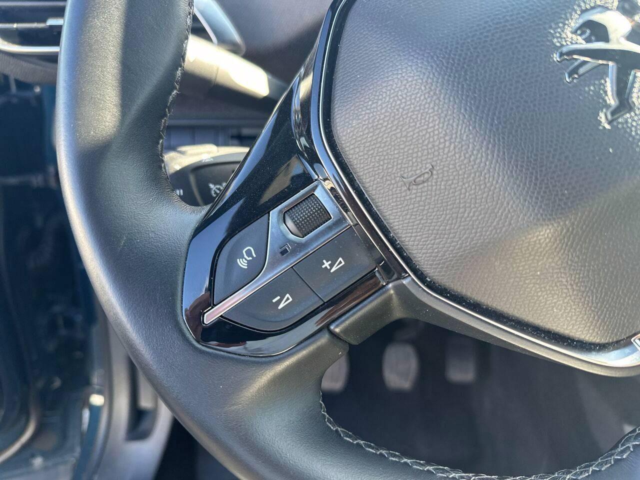 PEUGEOT 3008 II 2021 - 3008 1.2 puretech t Allure Pack s&s 130cv