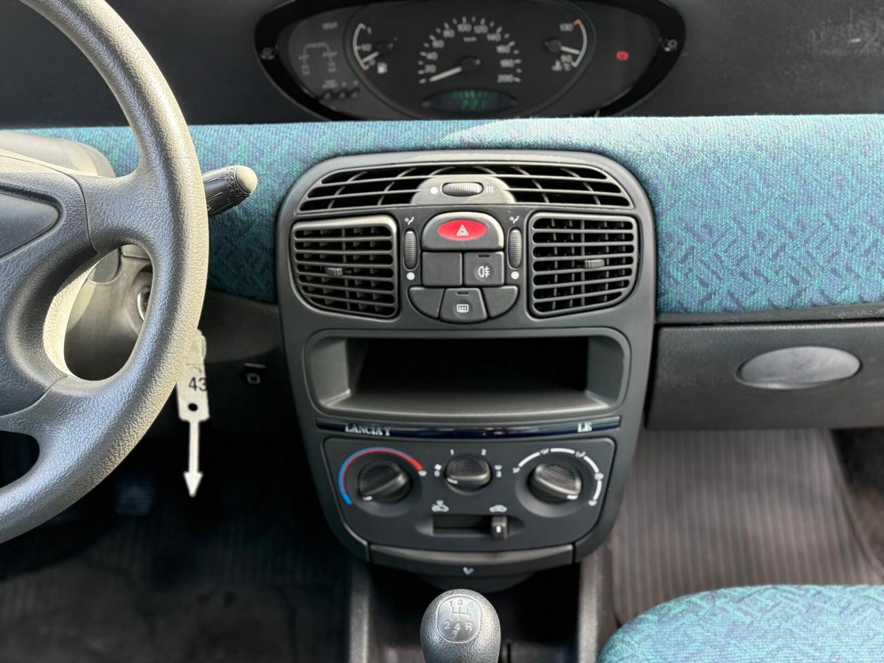 Lancia Y 1.2i 16V cat LS