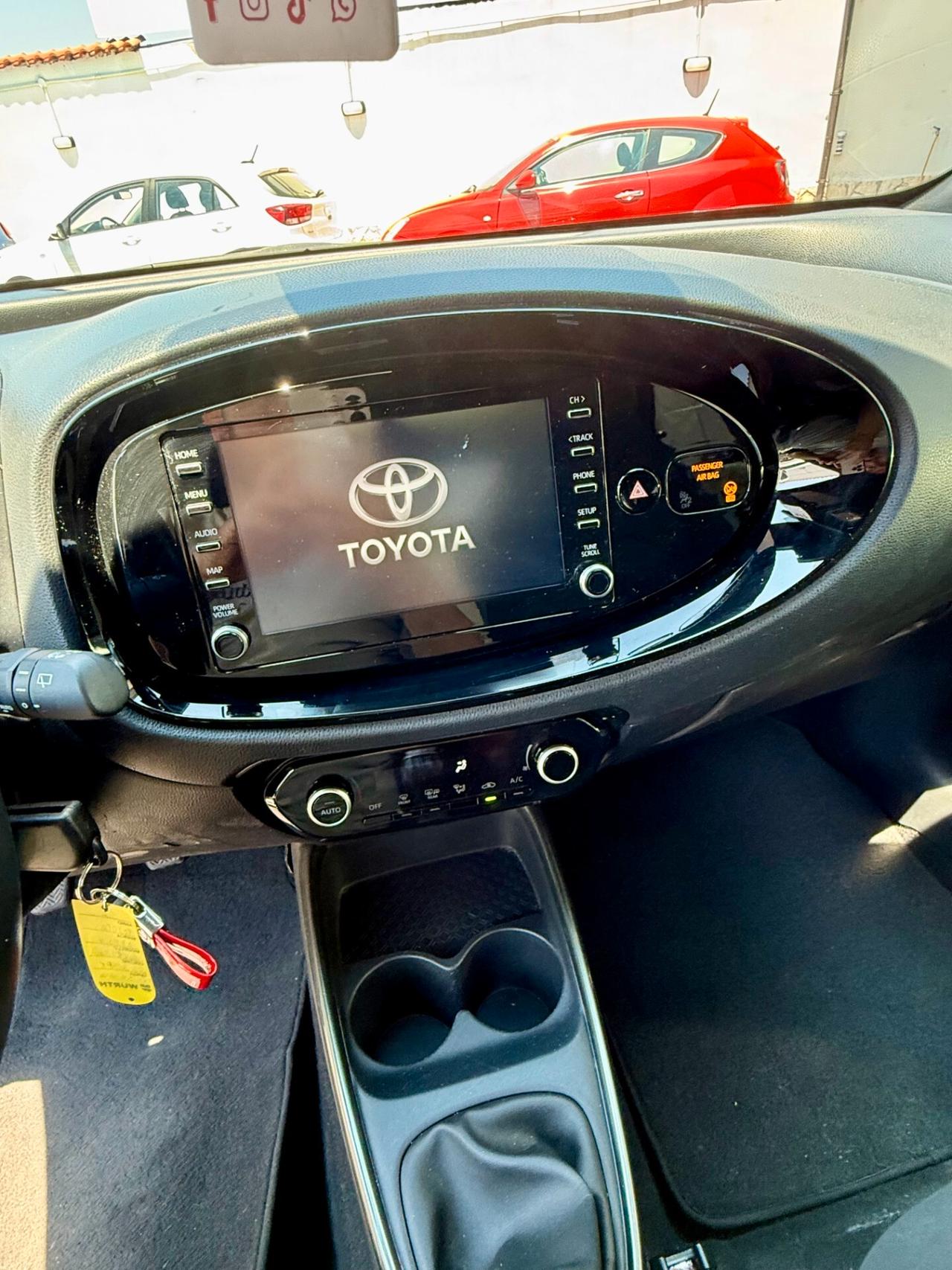 Toyota Aygo X 1.0 VVT-i 72 CV 5 porte Lounge Air
