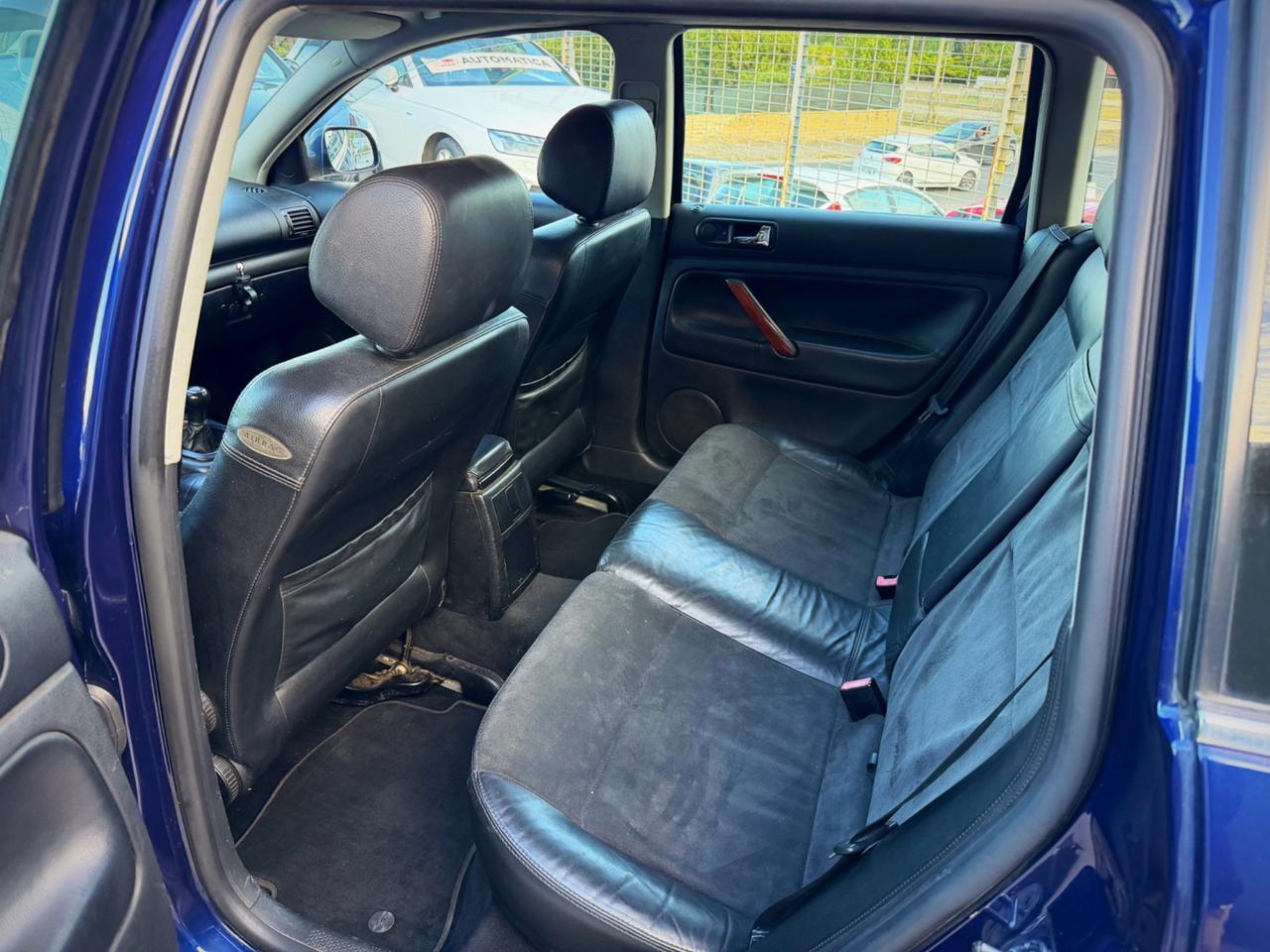 Volkswagen Passat 1.9 TDI/130 CV cat Var. C.line