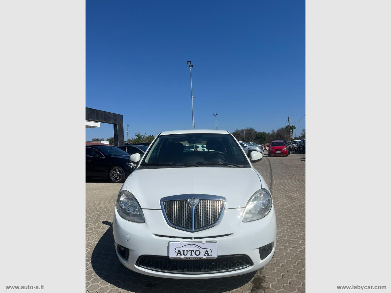 LANCIA Ypsilon 1.2 69 CV Platino