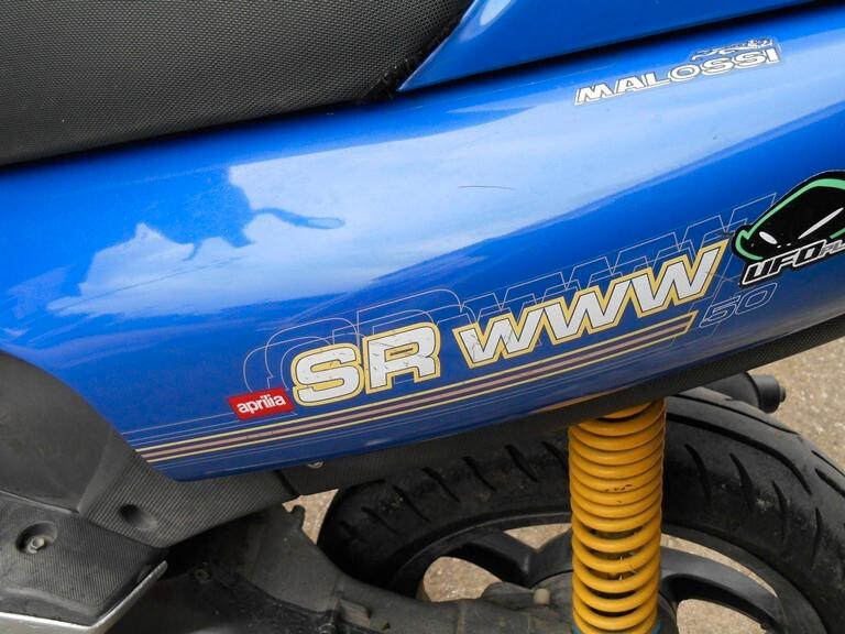 Aprilia SR 50 APRILIA SR 50